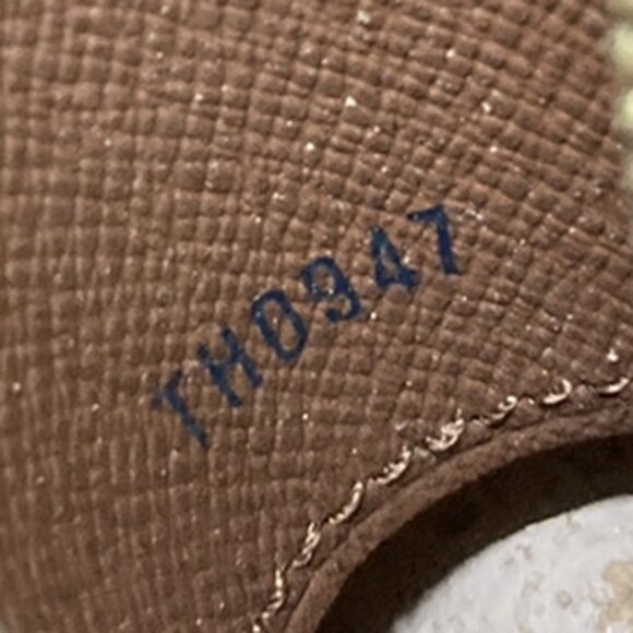 LOUIS VUITTON Trousse Demi Ronde Pouch Monogram Leather Brown - Picture 12 of 14